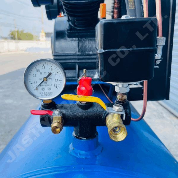 ปั๊มลม 350 ลิตร<br />รุ่น GC-350B<br /><br /> - Image 4