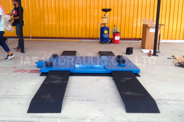 ลิฟท์ตะพาบ (รุ่น L-SZ550) (2)
