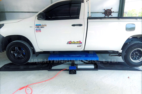 ลิฟท์ตะพาบ (รุ่น L-SZ550) (3)