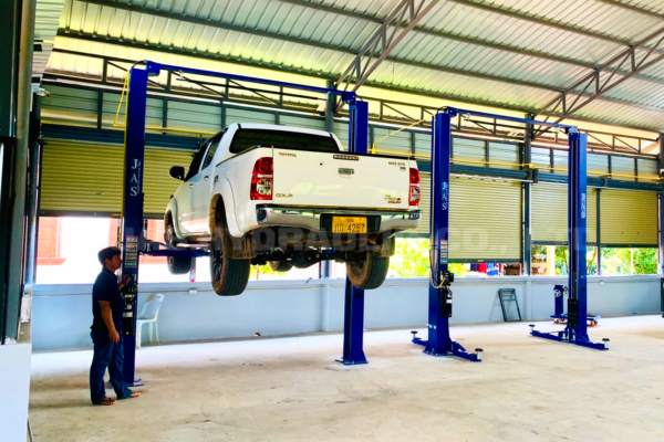 ลิฟท์ยกรถคานบน 4.5 ตัน รุ่น L-LM650