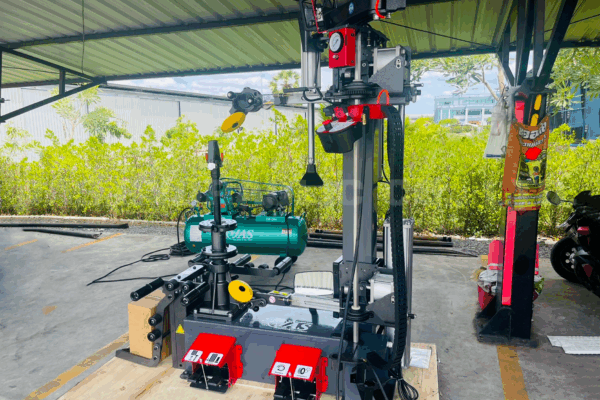 4.รีวิว-เครื่องถอดยาง รุ่น D-550